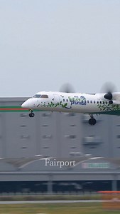 ANA Q400 landing. SAF？SDGs？詳しくはわかりませんが、とにかく環境的なマーキングって事ですかね。 「Fairport on Youtube」では、どこでも、いつでも空港、飛行機を感じられる動画や写真を提供しています。 採用実績 テレビ・「沸騰ワード10」、「料理人ワタナベ」「ガイアの夜明け」、「家、ついて行ってイイですか?」、「ザ！世界仰天ニュース」 CM・＜ANA＞ 「青空に、会いに。」 映画・OVER DRIVE カレンダー・スターフライヤー 2024年カレンダー ネット配信番組・ときめき映画「OVER DRIVE」宣伝部 その他、航空会社ブランド動画、企業HPなど多数提供 運営者 : 五十嵐史彦 1980年1月10日生まれ 24歳で飛行機動画の撮影をスタート。日本全国、海外遠征を始め、得意の音楽と、飛行機動画を組み合わた、情緒ある作品作りを開始。 2007年、ローランド主催のビデオフェスティバルで部門グランプリを受賞。 以後、ビデオコンテスト入賞、博物館での上映会、4度のフォトコンテスト入賞など精力的に活動。 | イガラシ フミヒコ