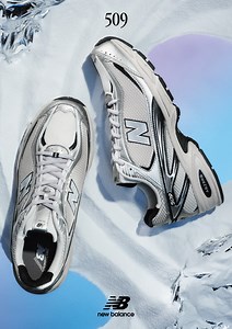 【鞋款 509 三款新配色即將上架】 新鞋款 509 發揚 Y2K 美學與 Retro 美學，三款 Unisex 新配色更以 Metallic 元素作為主題，結合 ABZORB 緩震科技即將上架。 New Balance Grey Store 及專門店： 銅鑼灣 Fashion Walk 百德新街 55 號地下 B 及 D 號舖 | 電話： 852 2316 2316 銅鑼灣軒尼詩道 500 號希慎廣場 3 樓 308-310 號舖 | 電話： 852 2626 1130 九龍尖沙咀海運大廈 2 樓 272-273 號舖 | 電話： 852 2376 0222 九龍尖沙咀 The ONE 1 樓 L119 號舖 | 電話： 852 2813 2831 九龍奧海城 2 期高層地下 UG18 號舖 | 電話： 852 2506 3008 #newbalance #newbalancehk #newbalance509 #nb509 #u509c1 #u509d1 #u509e1 | New Balance Hong Kong Lifestyle