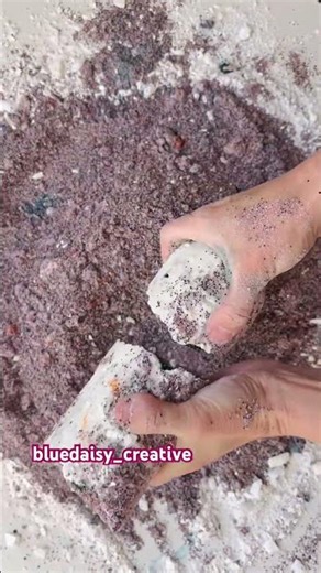 Chalky Chill Pill. ASMR Art Therapy💊 #cornstarchasmr