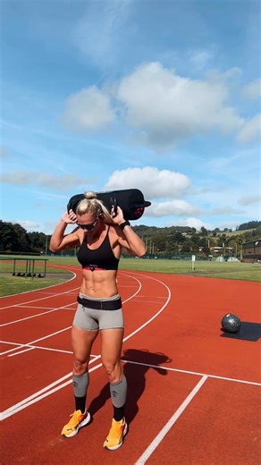 YOU VS YOU - the only competition that matters For a limited time take 15% off @primalstrengthofficial orders over £350. It’s the perfect chance to build your set up and raise your standards 💪🏼 30min amrap - as many rounds as possible 20 kettlebell deadlifts straight into 50m farmers carry 10 burpees over kettlebells 20 steps sandbag walking lunges 400m run 1 full minute max skipping 60s rest | Core & Cardio