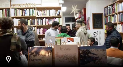 2.2K views | Ils passent des heures dans les rayons des librairies dédiés aux mangas. Cette passion a aidé 4 jeunes du quartier populaire St Jacques de Perpignan, à réaliser leur rêve : écrire et dessiner un manga. Une association les a accompagnés dans ce projet. Leur manga est aujourd’hui en vente en librairie. Reportage : Barbara Gorrand et Marie Boscher #catalunya #català #catalan #AquíSem | France 3 Occitanie | Facebook