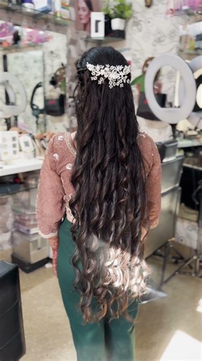 easy n simple party hairstyle 😍🫶🏻 look #shortsvideo #trending #trendingnow #short #contentcreator