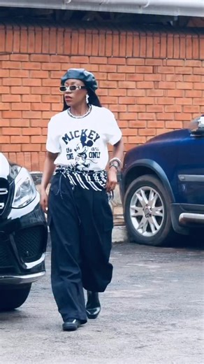 Didn’t get pics so I’ll definitely be wearing this again 🤝.. happy new week ❤️ #lalala | Vinka