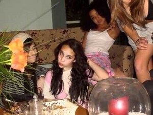 Ariel kaplan , marny kennedy and aisha dee.wmv