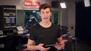 Watch Shawn Mendes answer questions from DNCE, Hailee Steinfeld, Sabrina Carpenter, Olivia Holt, and Forever In Your Mind! | Radio Disney
