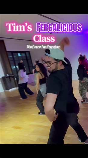 Everyone was soooo DELICIOUS at @timdancer’s fergalicious class 😝💖⭐️ #danceclass #sanfrancisco #bayareadance #bayareatiktok #fergalicious