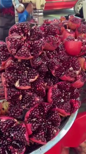 King of Fruits from Afghanistan | Kandahar’s Famous Pomegranates Harvest 🍎🇦🇫