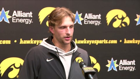 Iowa Receiver makes an impact in win over Minnesota