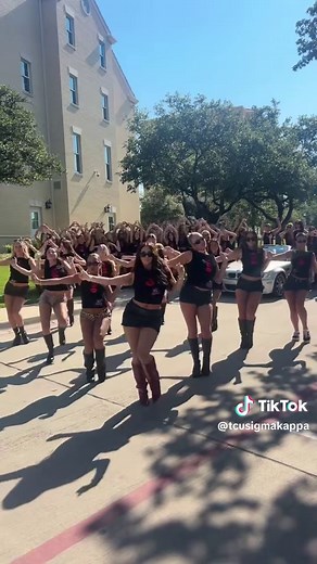XOXO SK 💋 #workweekday3 #fyp #xoxogossipgirl #sororityrecruitment #tcusigmakappa
