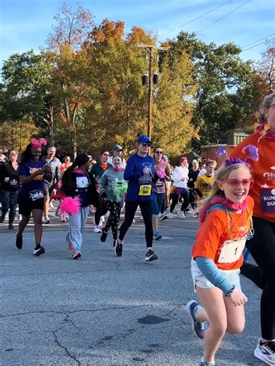 5K Day is our favorite day of the year! Gamma Phi Beta is proud to support Girls on the Run, a program that empowers young girls to grow into confident, strong women. We’re so grateful that our philanthropy lets us cheer them on today and every day 🏃‍♀️💕 @uscgammaphi #sorority #gammaphi #gammaphibeta #gammaphibetasorority #gphi