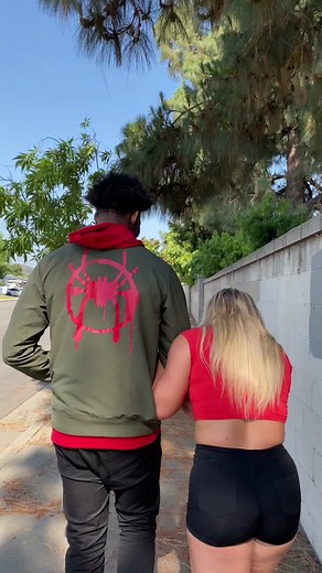 “When they don’t know you were bit by a spider “ 🕷️😳 #kingvader #accrossthespiderverse #ddg