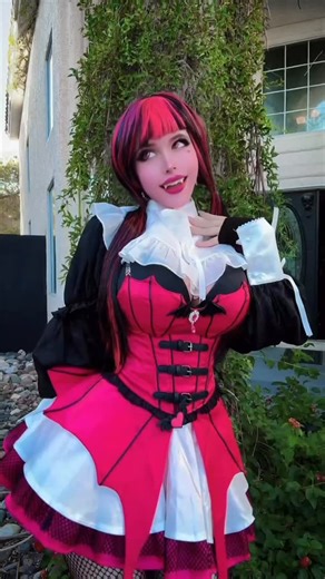 Pinkchyu on Instagram: "if draculaura was real #gothgirl #alt #alternative #cosplay #emo #scene #blacklipstick #egirl #cosplayer #tiktokgirl #memes #goth #cosplaygirl #monsterhigh #monster #y2k #aesthetic #latina #draculaura #gothgothgoth #gothgoth"
