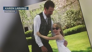 Families and friends of the four University of Idaho victims delivered emotional tributes as hundreds gathered at a campus vigil. #idahofour #tribute #banfield | NewsNation