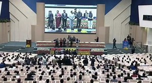 #PresidentKovind presents National award for outstanding efforts for popularizing Science among Children. #NationalScienceDay | All India Radio News