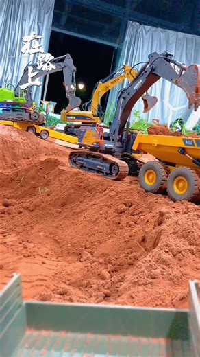 Work 18 hours a day. car model equipment manufacturer video model toy excavator video #amusement #engineering #rc #toy #children's | Jules Walcott Fan | Facebook