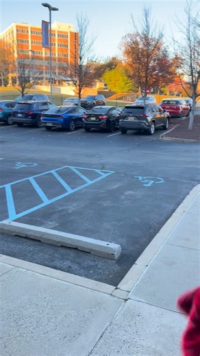 BIG 5 IS PHILLY! 30 days until the Big 5 Classic in Xfinity Mobile Arena and our journey to the title starts THIS SATURDAY, November 8th at 1pm against Drexel! Claim your student tickets at sjuhawks.com and SHOW UP THIS WEEKEND! #thwnd #big5isphilly #big5classic #phillybasketball | Saint Joseph's University Hawks