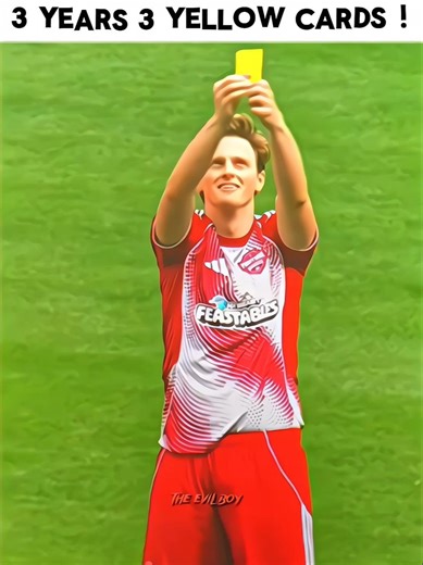 3 Years 3 Yellow cards🤣🔥 #football #fypシ゚viral #edit