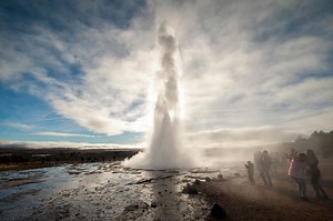 1.1M views · 3.1K reactions | The Grand Golden Circle is a compact tour that takes you to a series of remarkable and diverse sites in the Southwest of Iceland in a span of only eight hours. If you are only doing one tour in Iceland, this is the one. Book Your Golden Circle Tour > https://bustravel.is/tours/golden-circle/grand-golden-circle | Bustravel Iceland | Facebook