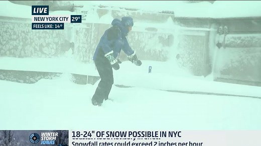 Meteorologist Stephanie Abrams is in New York City, where snow is coming down as much as 2-3 inches an hour. It's video you want to see. | The Weather Channel