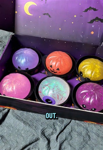 Ghost dumplings for Halloween?! 👻 So squishy, so fun, and absolutely boo-tiful – I'm obsessed! 🎃 #squishy #dumplings #halloween #ghostsquishy #crazyfun