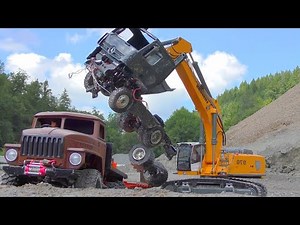 Mercedes Actros 6x6 RC Truck CRASHES Downhill!