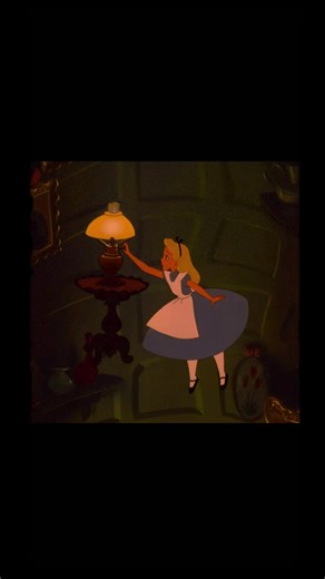 Retro Alice in Wonderland Aesthetic Edit
