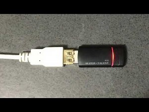 USBメモリの動作ランプ／USB2.0 NST ST2U8NSTBW