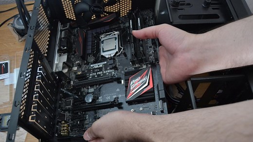 Aprende a montar un ordenador con este simulador 3D