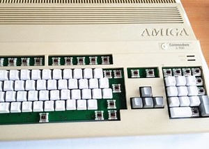 Commodore Amiga 500 mechanical keyboard upgrade