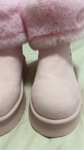 PINK Uggs!!! 💖 Limited stock! Only sizes 36 & 40 available right now. Grab yours for KES 3,500! #tiktokkenya🇰🇪 #cute #pinkuggs #softgirl
