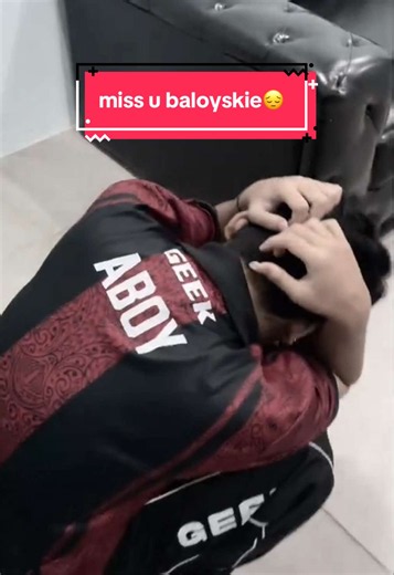 Walau kehilangan Baloyskie tapi tenang aja, mereka kedatangan sosok pemain yang ga kalah dalam segi gameplay dan entertain-nya! 🥰 Nantikan aksi mereka di MPL ID Season 18 dan beli tiketnya sekarang di web MPL ID: https://id-mpl.com/ticket #MPLIDS18 #WeOwnThis #WellPlayed #Preseason #MediaDay Dynamic GEEK