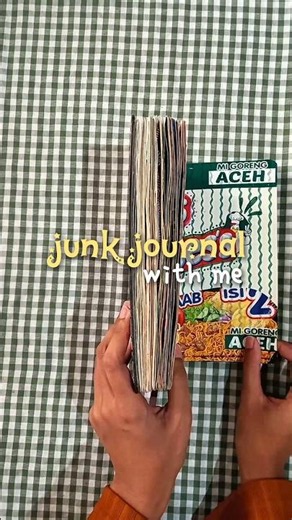 JUNK JOURNAL 🥤🐼🥤 With Me #junkjournal #art
