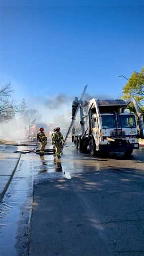 🔥 COMMUNITY SAFETY REMINDER 🔥 Thursday morning, Metro Fire responded to a commercial vehicle fire in Rancho Cordova involving a garbage truck. The fire was caused by a lithium-ion battery that was improperly disposed of in the trash. Thanks to the quick work of our crews, along with Atlas Disposal and Chima’s Towing, the fire was safely extinguished. While no one was injured, the damage to the vehicle is estimated at nearly $200,000. ⚠️ Lithium-ion batteries do NOT belong in the garbage. When 