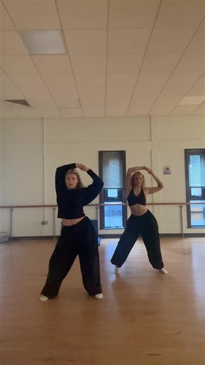 @Ruby Goodram🩰 dc: @Pan #dance #viral #foryoupage❤️❤️ #dancer #intoyou