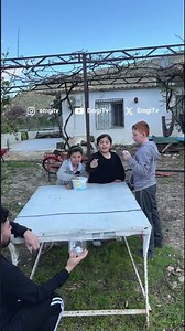 Kuzenim, Arkadaşı Pinpon Topu Yarışı! 😂 Kim Kazandı?