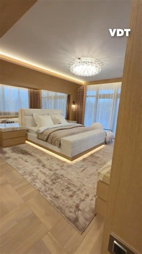 The Dream Master Suite