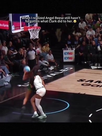 Angel Reese will never get over Clark 😭😭#angelreese #caitlinclark #nba2k #wnba #basketball