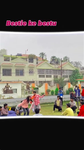 Groove to Hamke Lekhe Chali Apna Gaunwa Dance