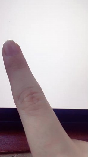 Haciendo camisetas Aesthetic #primervideotiktok #fypシ #parati #ropaderoblox #robloxropa #gratis #aesthetic #blue #vintage #🌊 #🦋 #✨ #💖 #🍀