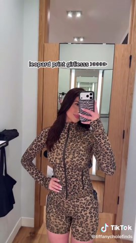 Stylish Leopard Print Outfit Inspiration