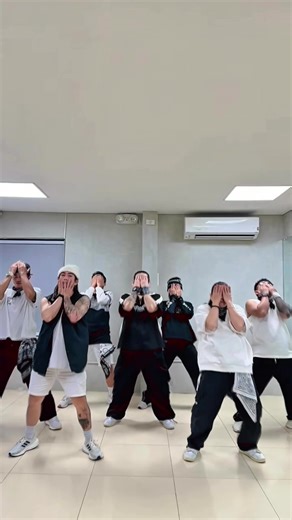 Group TikTok Dances: Fun with Friends Compilation