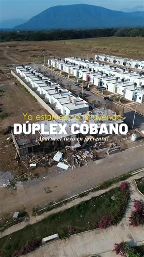 La construcción de las casas dúplex Cóbano sigue avanzando a buen ritmo. Cada día estamos más cerca de entregar nuevos hogares pensados para tu comodidad y la de tu familia. Aprovecha esta etapa y aparta la tuya para asegurar tu lugar en Hacienda Buenos Aires. 🏡✨ 📍 Km 7 carretera a Coquimatlán, Colima 📞 312 317 4700 | JYZAO Inteligencia Inmobiliaria