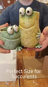 Cute Frog Planters,Funny Plant Pots with Dual Pots, Resin Funny Succulent Pots & Fun Planters for Indoor Windowsill Desk Office Decor, Gift for Plant Lovers