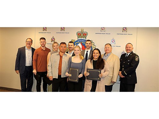 Chatham-Kent police officers, emergency communications operators recognized