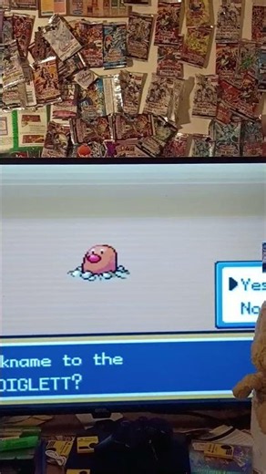 Diglett Pokedex Entry in Pokemon LeafGreen Read by Dexter