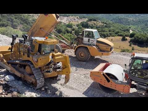 4K ROAD CONSTRUCTION! Cat 352F Excavator, Cat 740 Trucks, Cat D8 Dozer & Hamm H20i - Interkat SA