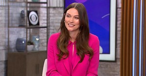 Supermodel Karlie Kloss discusses computer coding camps for girls