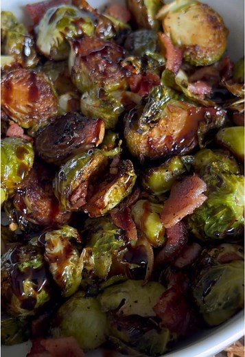 Crispy Roasted Brussels Sprouts Recipe with Bacon and Balsamic Glaze