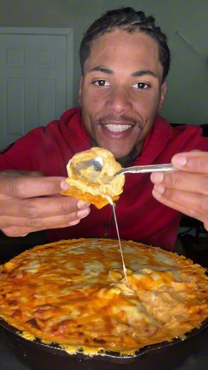 Buffalo Chicken Dip For The Win ‼️#foodies #iampopeye #mukbang #mukbangeatingshow #eatwithme