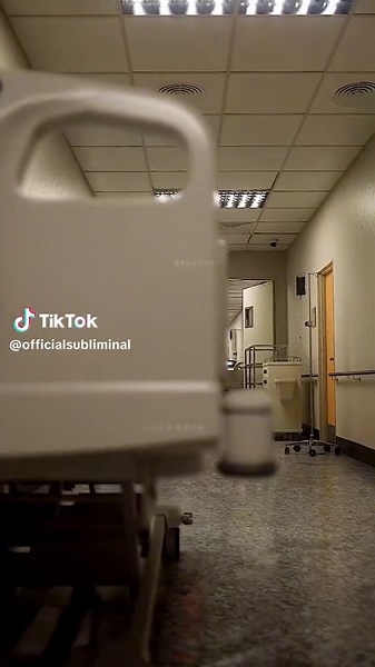 Level !... SUBLIMINAL. #backrooms #liminalspacetiktok #liminalspaces #poolrooms #dream #greenscreen #weird #oddlyfamiliar #weirdcore #dreamcore #game #thebackroomssimulator #fyp #subliminal #subliminalgame #CapCut